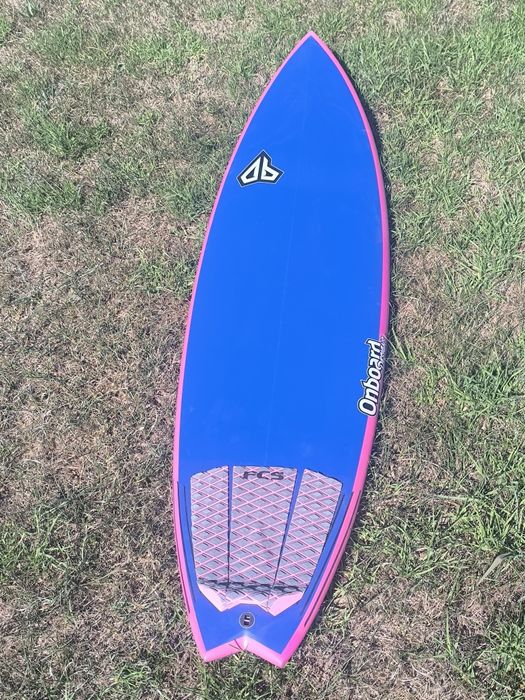 Prancha de Surf 5'10" 30,5l Shortboard Hybrid Swallow tail