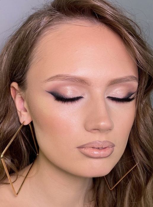 Візажист - Стиліст Макіяж 600грн