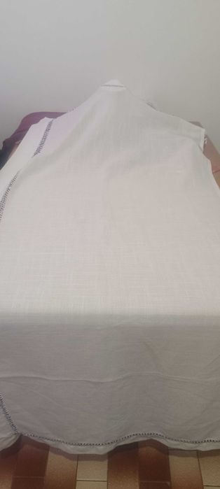 Rendas e bordados à mão