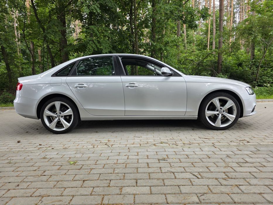 Audi A4 B8 FL  super stan