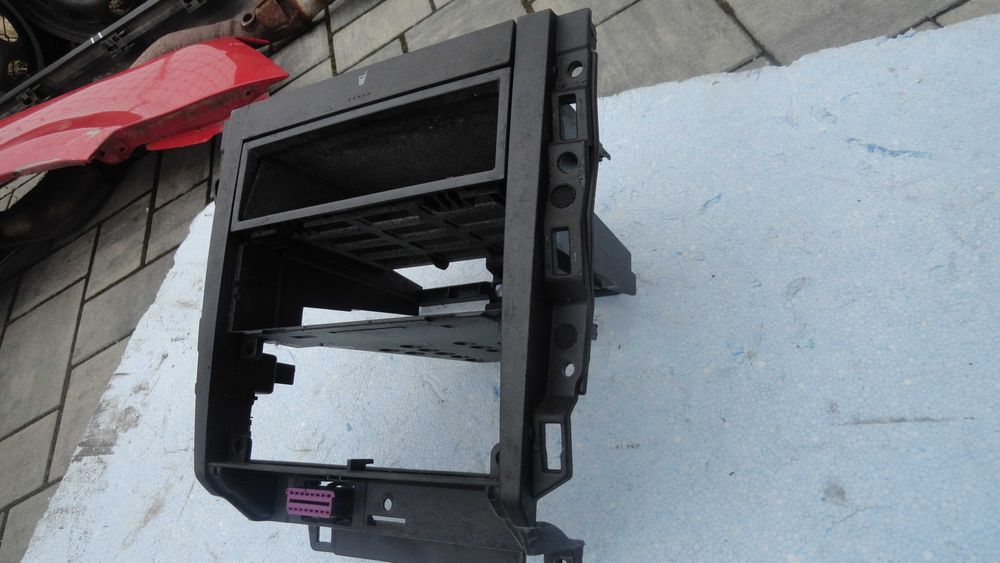 CUP HOLDER Uchwyt Na Kubki VW Golf 4 Volkswagen Golf IV Pólka Oprawka