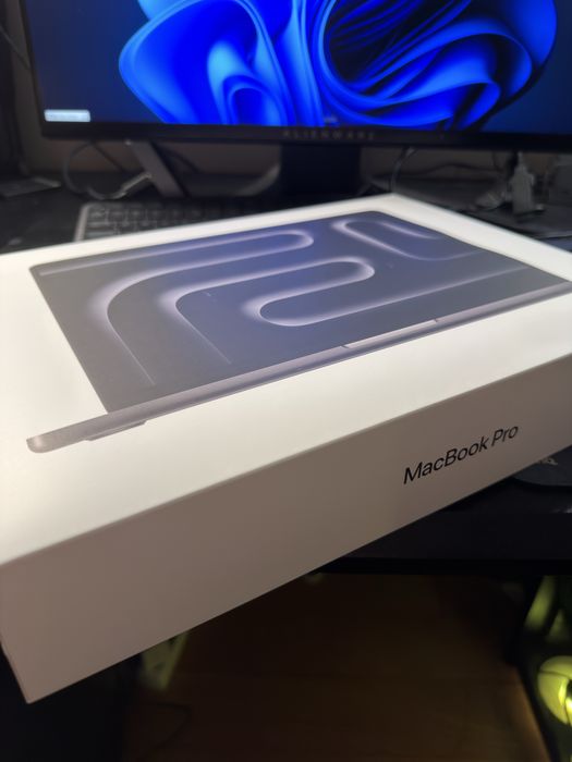 Apple Macbook M5 Pro 14’ | 1TB | 24GB RAM |  (O NOVO)