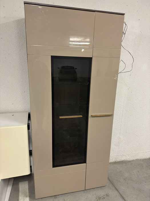 Komoda szafka słupek z licznymi szufladami kolor kawowy Zestaw Mebli