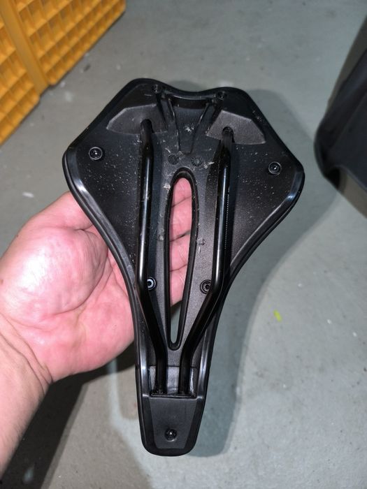 Selim bicicleta de estrada64309660945410121