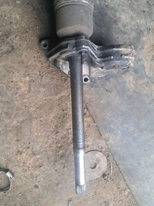 Піввісь передня права для Peugeot 307 2.0 hdi 96462509