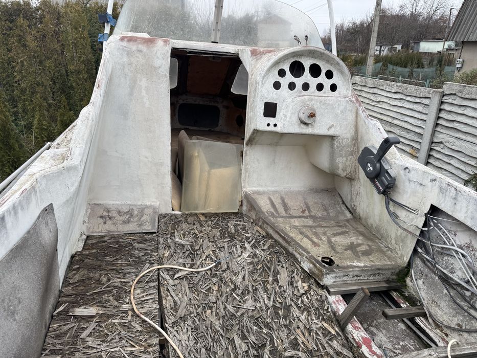 Катер Ритм с двиготелем Тайхатсу 120 к.с