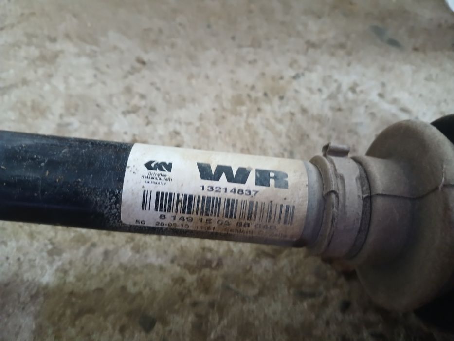 Полуось  Опель Зафира Б 2013 г, Кпп 6 ст 6