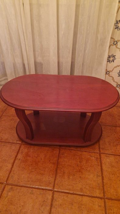 Mesa de centro em madeira