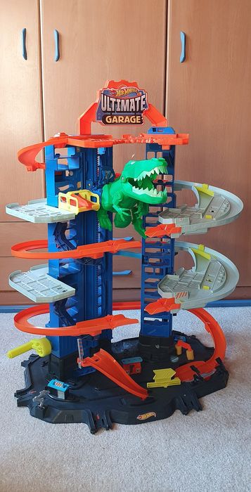 Hot Wheels Ultimate Garage Траса Трек Гараж Хот Вілс