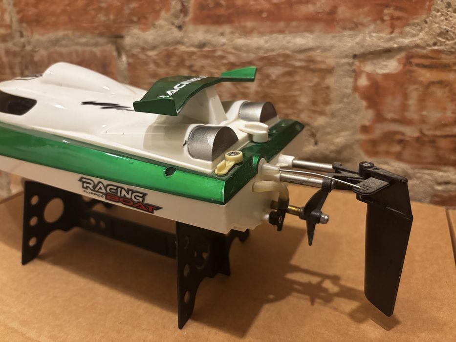 Łódź - motorówka zdalnie sterowana RC Feilun FT009