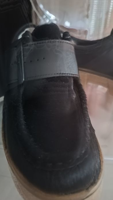 Półbuty damskie z skóry Clarks