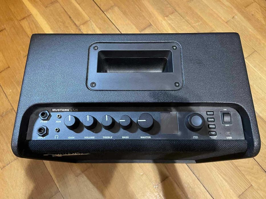 Wzmacniacz gitarowy Fender Mustang LT25