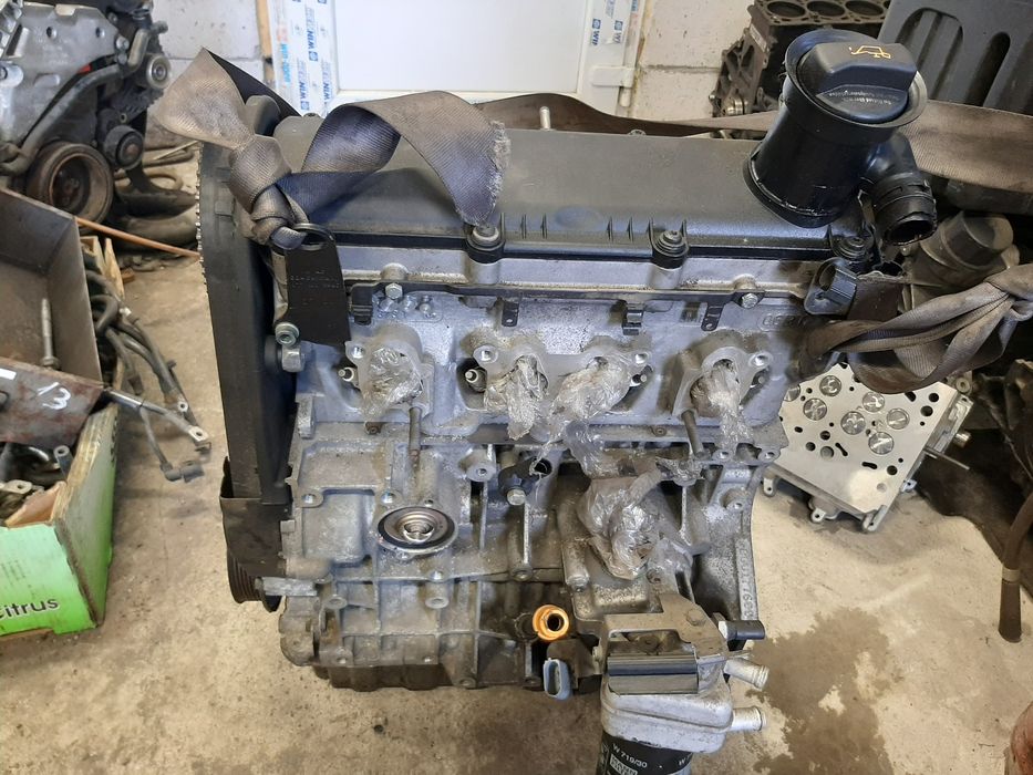 Мотор двигун 1.6 MPI BGU BSE SKODA OCTAVIA A5 VW Golf5 plus Touran Ca