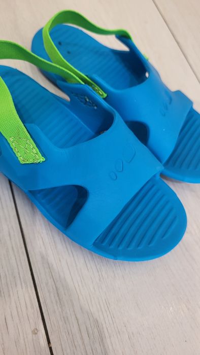 Klapki na gumce Nabaiji Decathlon rozm 25 26 15,5 16 cm