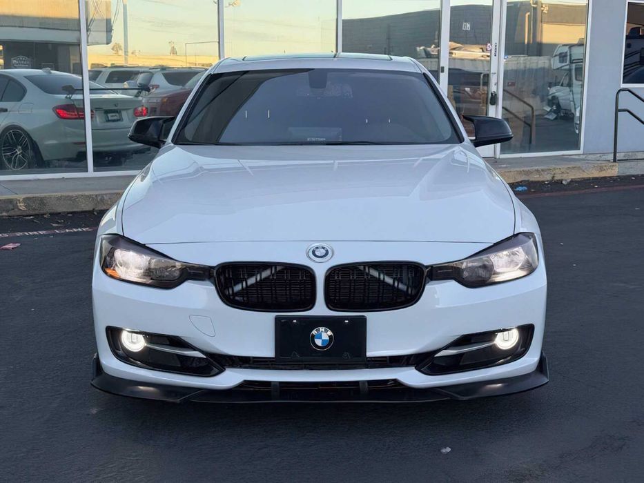 BMW 3 Series 328i      2014