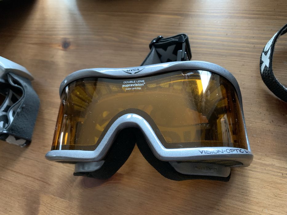 Kask narciarski UVEX