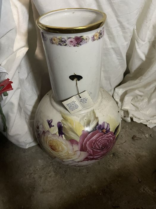 Jarra florida com  medidas