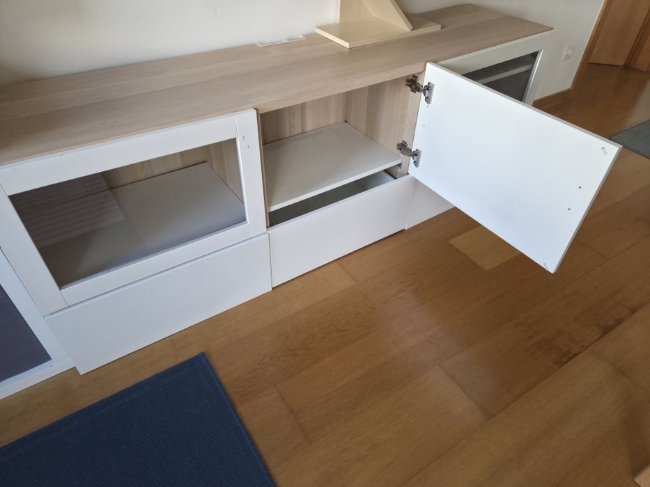 Móvel TV IKEA besta