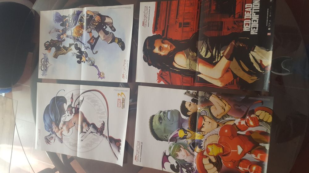 Vários posters maxi consolas