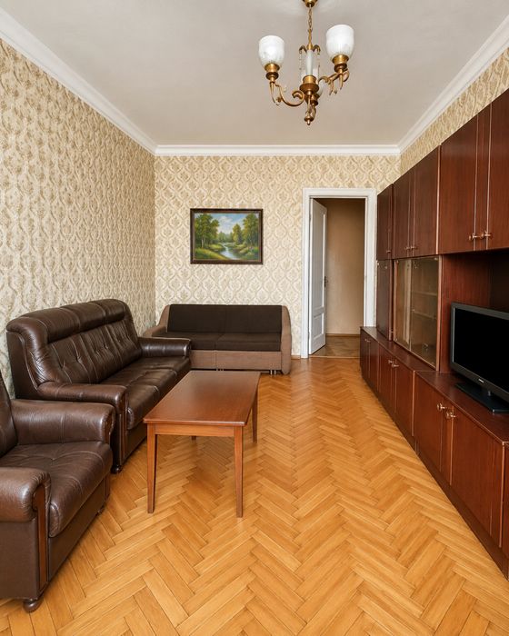 4-х кімнатна на В.Перспективній