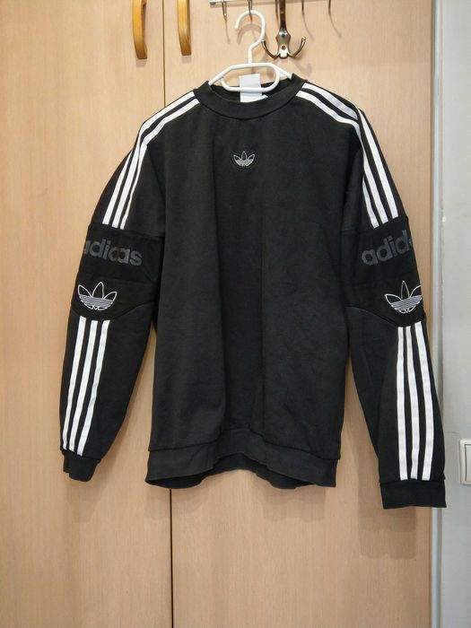 bluza crewnewck adidas originals central haft logo(unisex)
