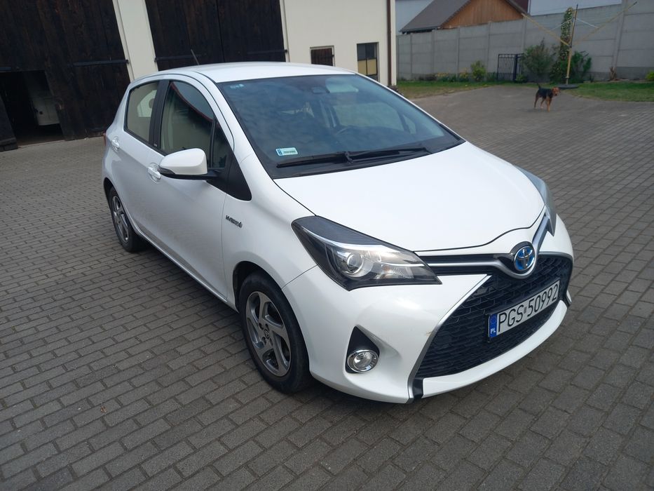 Toyota Yaris Hybryda 2017