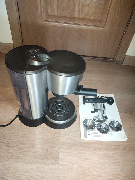 Кавомашина кавоварка ZELMER PIANO 13Z014