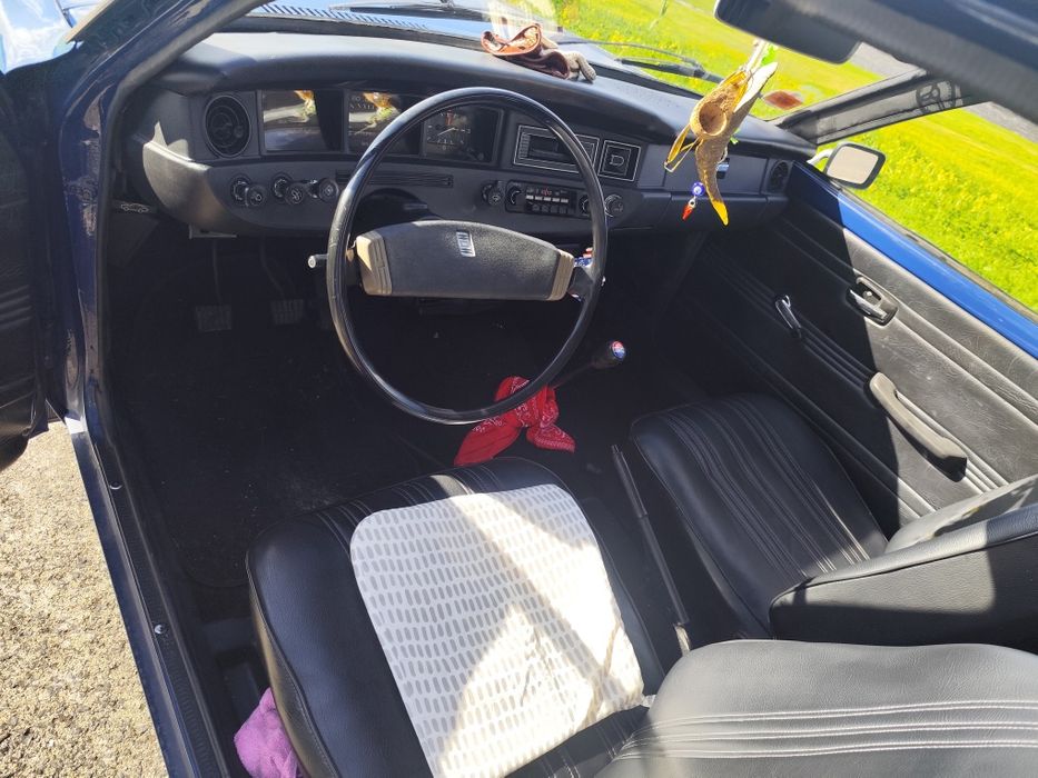 Datsun 120Y  Van 1976