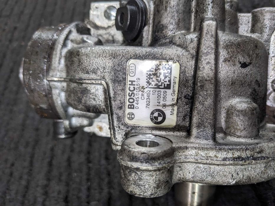 ТНВД Топливный насос BMW E60 E87 E90 E91 X3 E83 F10 2.0 D 7810696