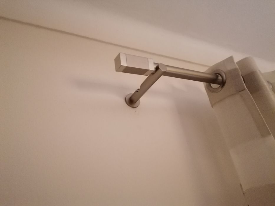 Cortinado com varão