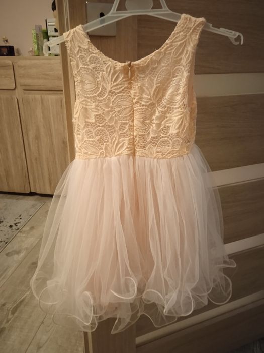 Sukienka dla dziewczynki r. 2-3 latka, stan bardzo dobry!!!