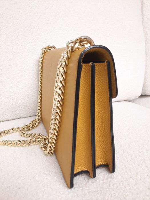 Bolsa de ombro Pinko mostarda com corrente – bom estado
