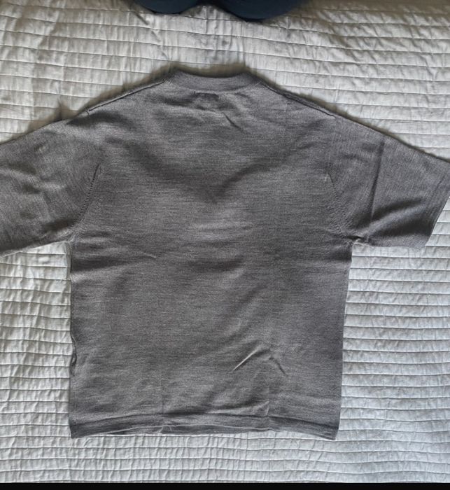 Sweater Moschino Cheap and Chic de la merino, impecavel  , pouco usado