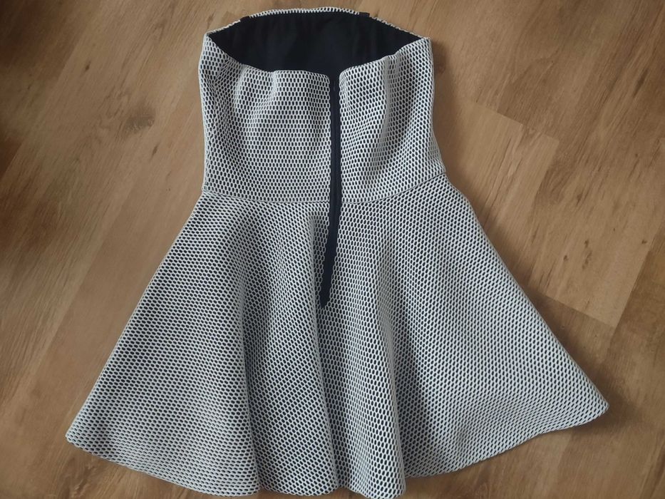 Krótka sukienka na wesele , imprezę rozmiar M/L