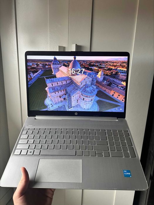 PORTATIL HP i3-1115 (usado)