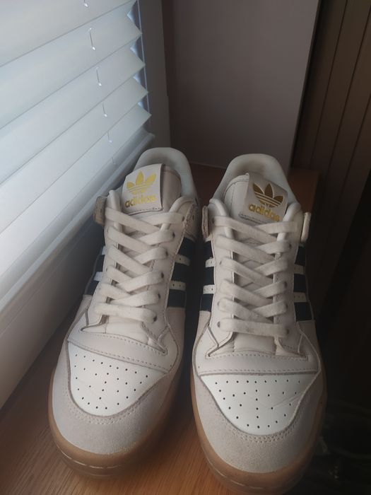 Buty Adidas Forum 84 Low CL Rozmiar 40 i 2/3