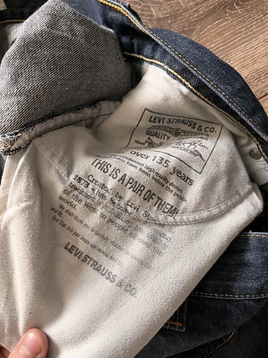 Широкі Джинси від Levis Bootcut 512
