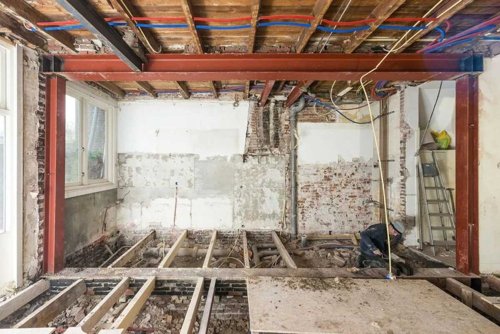 Ремонт деревяных перекрытий,полов.Реконструкция помещений.Демонтаж.