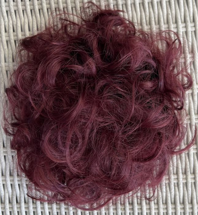 Premium Ultra włosy doczepiane, mahoń, kok z grzebieniami 3.