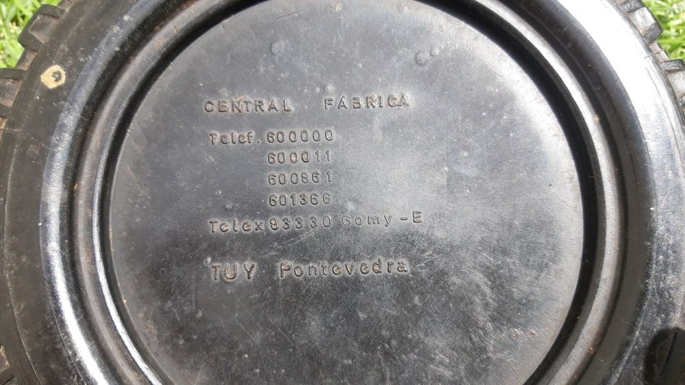 Cinzeiro roda borracha pneu mabor