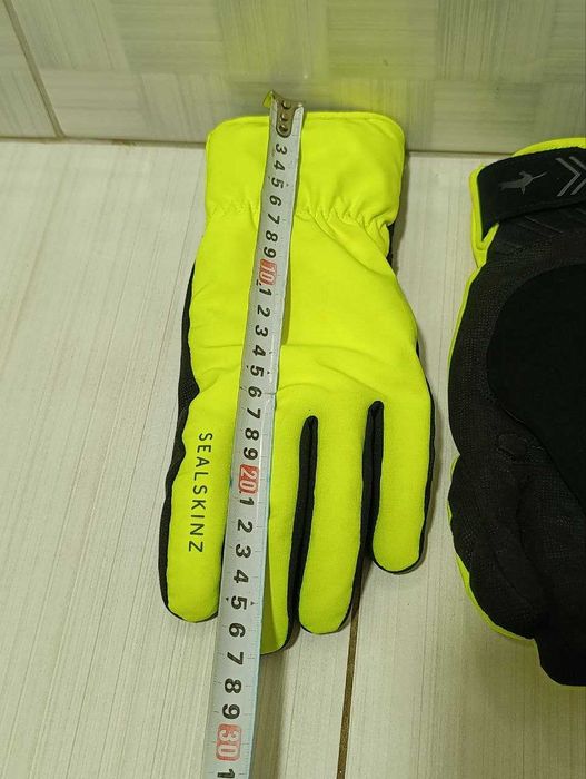 водонепроницаемые  перчатки Sealskinz Waterproof