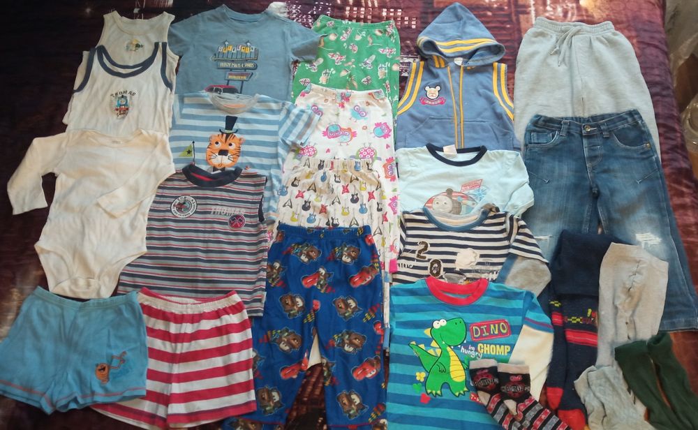 7 великих пакетів одягу для хлопчика, 0-4 роки, для дому, дачі