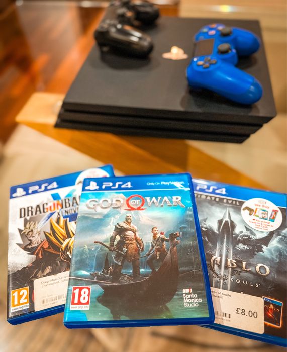 Playstation 4 Pro - 1Tb