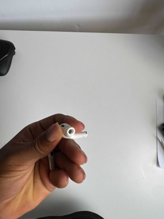 AirPods Pro 2 com gravação da Apple