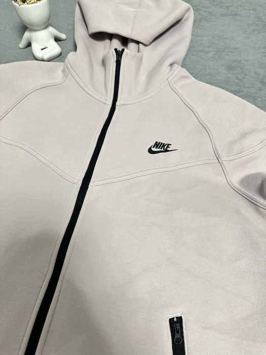 Толстовка Nike  tech fleece sportswear windrunner