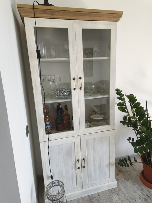 Sprzedam komplet mebli