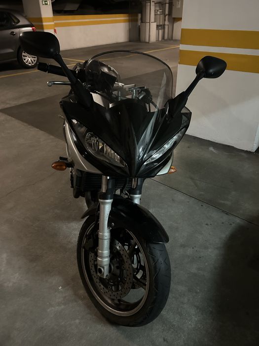 Yamaha Fazer em excelente estado, garagem