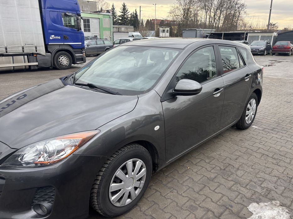Mazda 3 uszkodzona 1.6 benzyna