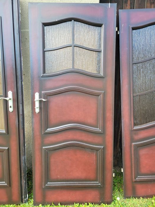 Drzwi wewnętrzne 80 cm. Moze komuś sie przydadzą na budowę, działkę. Odbiór osobisty w Przeciszowie