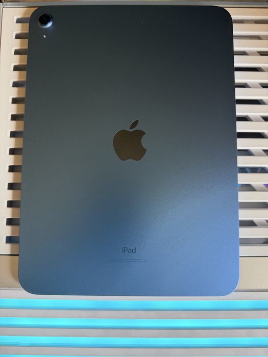 iPad 10 Gen 64GB Azul + Apple pencil USB-C - Como novo